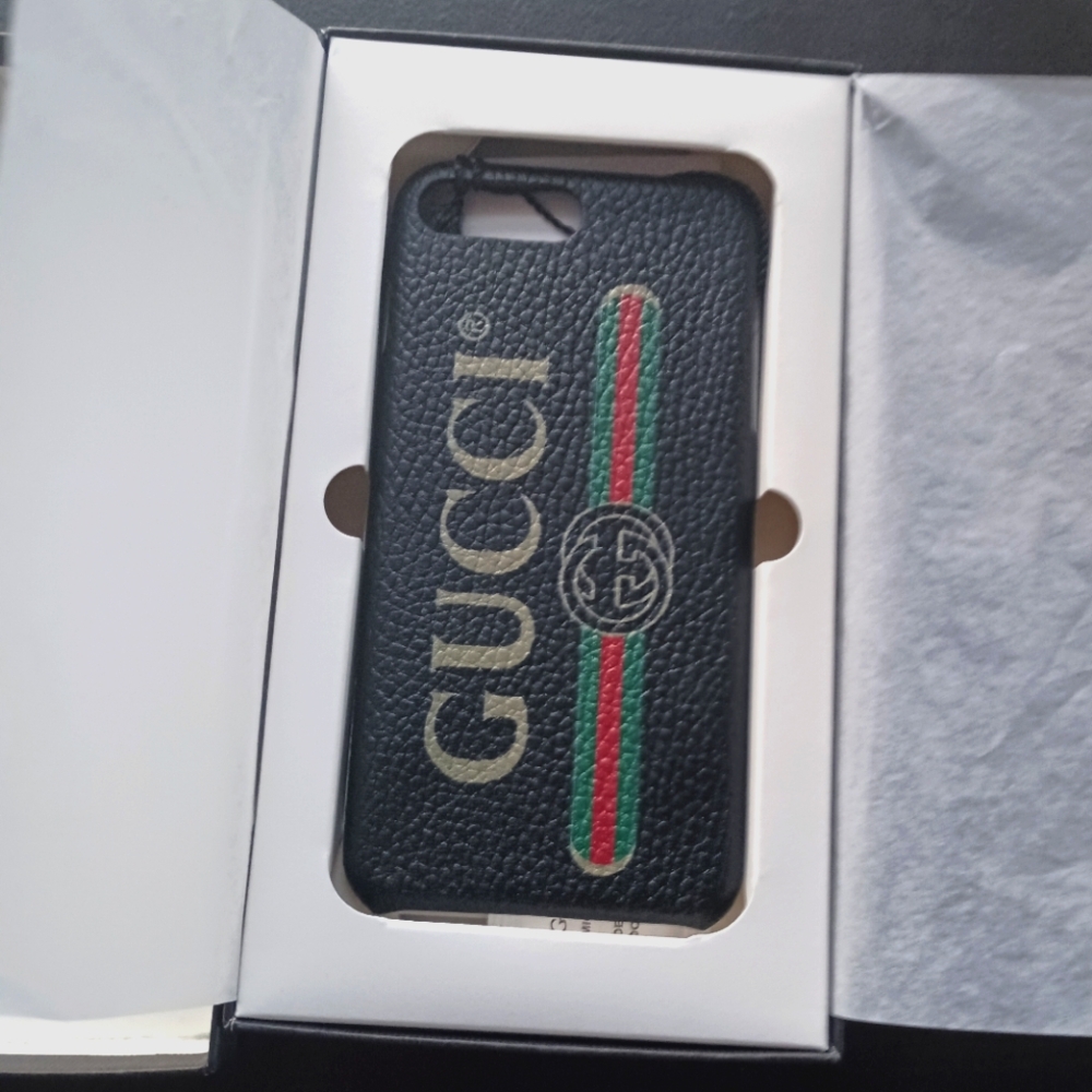 [Gucci] GG iPhone 8 Logo Leather Phone Case Black, New With Tags & Box